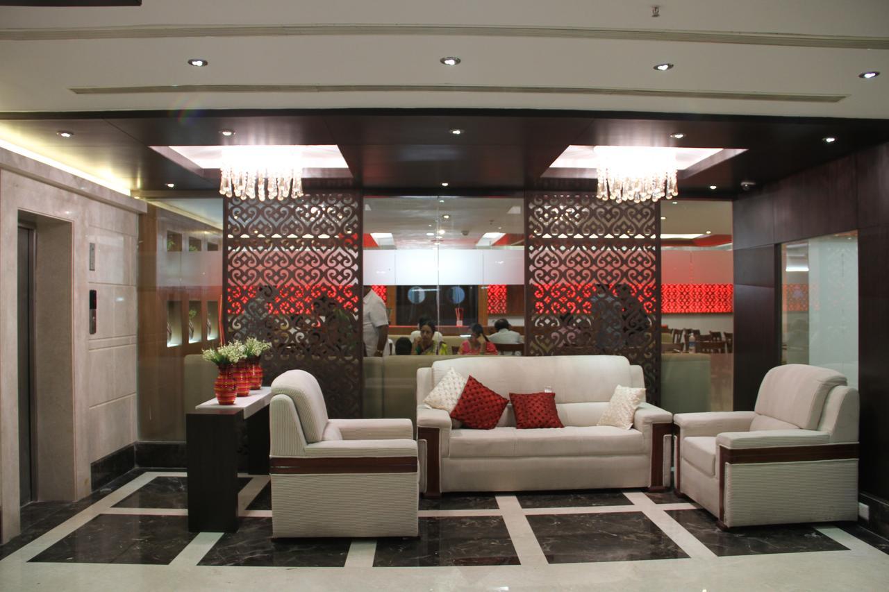 Hotel Southern Grand Vidzsajavádá Kültér fotó